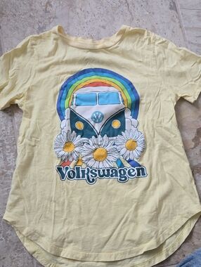 Volkswagen Yellow Short Sleeve Graphic Tee with Rainbow & Daisy Design
